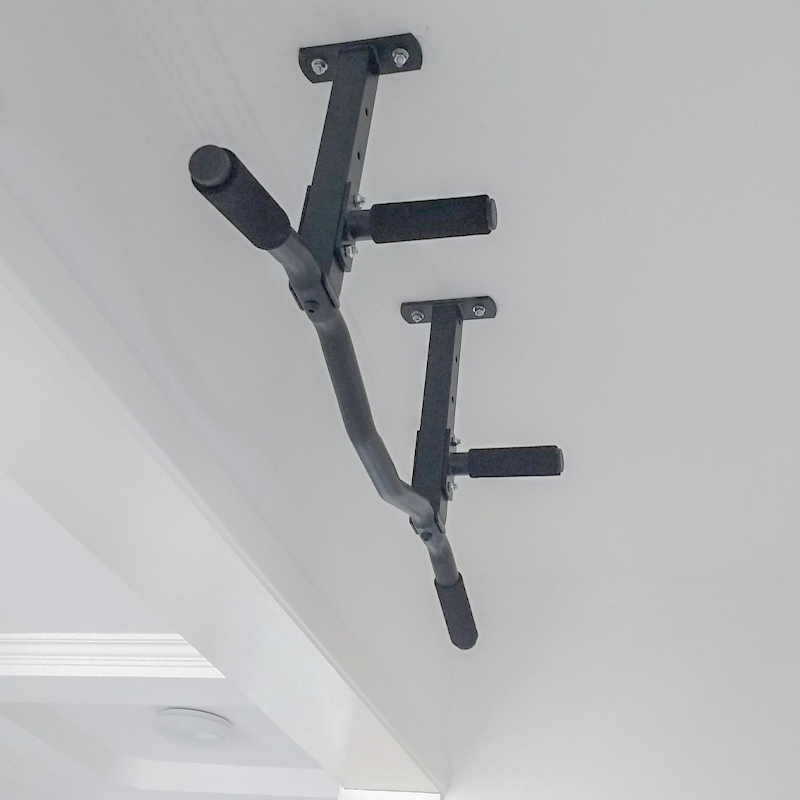 Barra de dominadas montada en  - Home Gym Organization reseña y precio